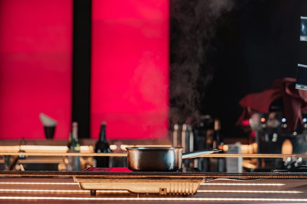 Your comprehensive handbook for selecting and maintaining eco-friendly quartz countertops